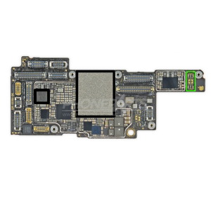 Battery connector port onboard iPhone 13 Pro